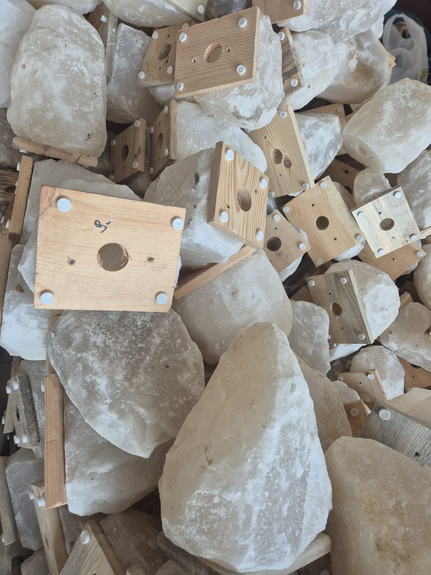 Kreatif Kristal Kaya Tuz Lambası 3 KG